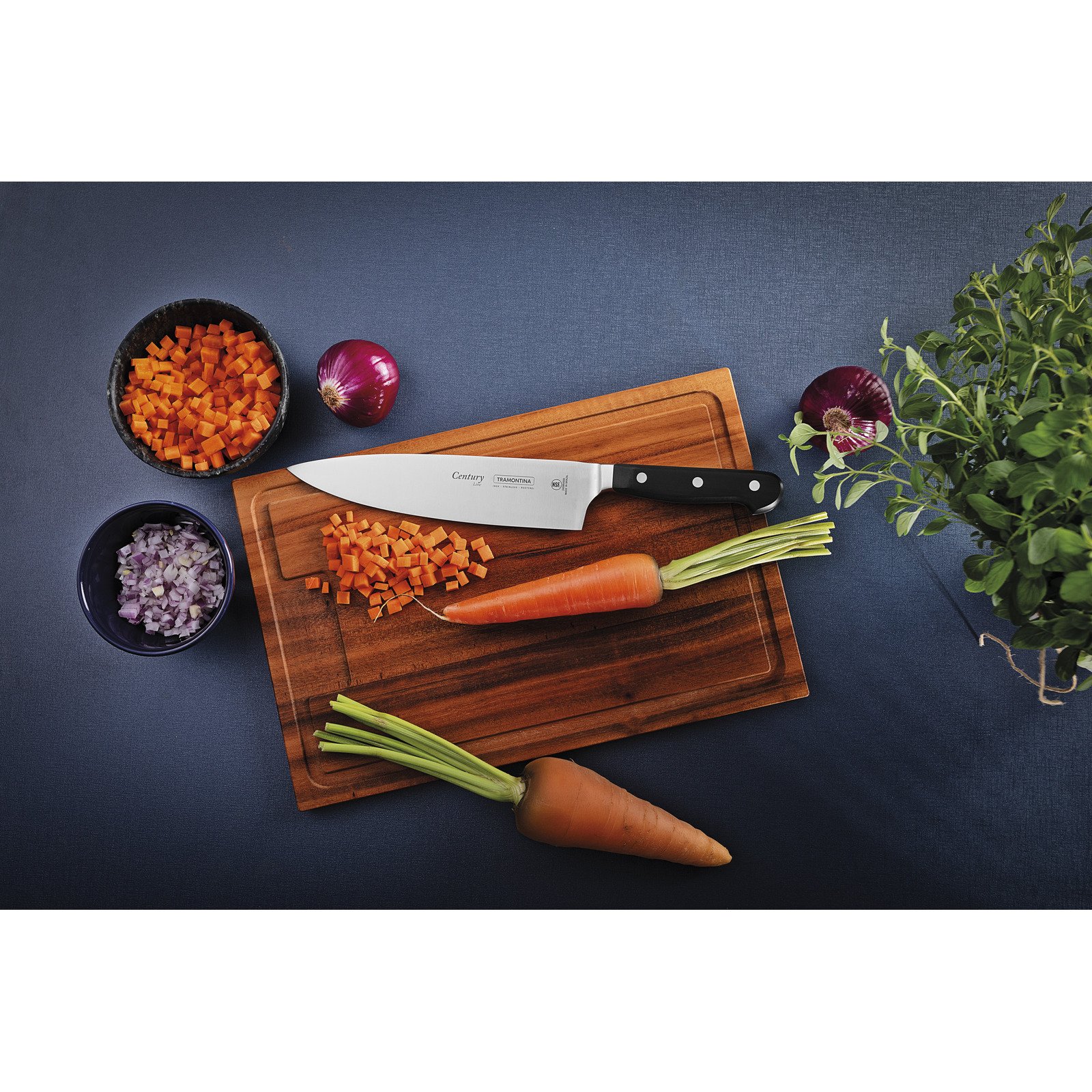 Tramontina Century Chef's Knife with Stainless Steel Blade and Polycarbonate and Fiberglass Handle, 8"