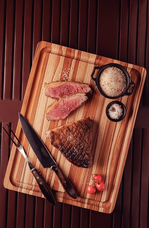 Tramontina Teak Wood Cutting Board with Handle and Groove, FSC Certified, with Mineral Oil Finish, 40x30 cm